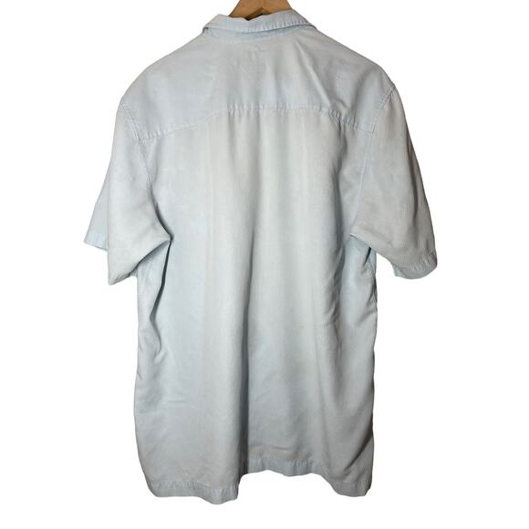 Quiksilver Light Blue Short Sleeve Button Front Shirt XL Textured Viscose Blend - Picture 2 of 6